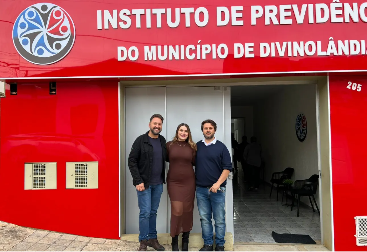 NOVA SEDE DO INSTITUTO DE PREVIDÊNCIA DE DIVINOLÂNDIA É INAUGURADA COM CERIMÔNIA ESPECIAL